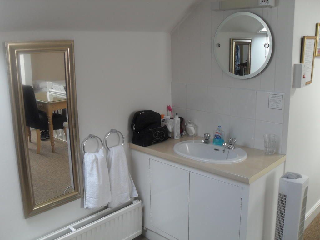 Albany Guest House Bath Rum bild